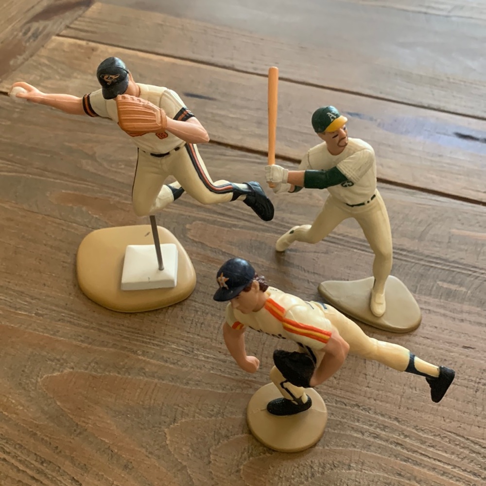 Baseball legends figurines